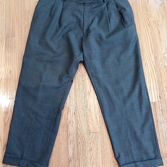 Jos. A. Banks Dress Pants - Picture 8 of 9
